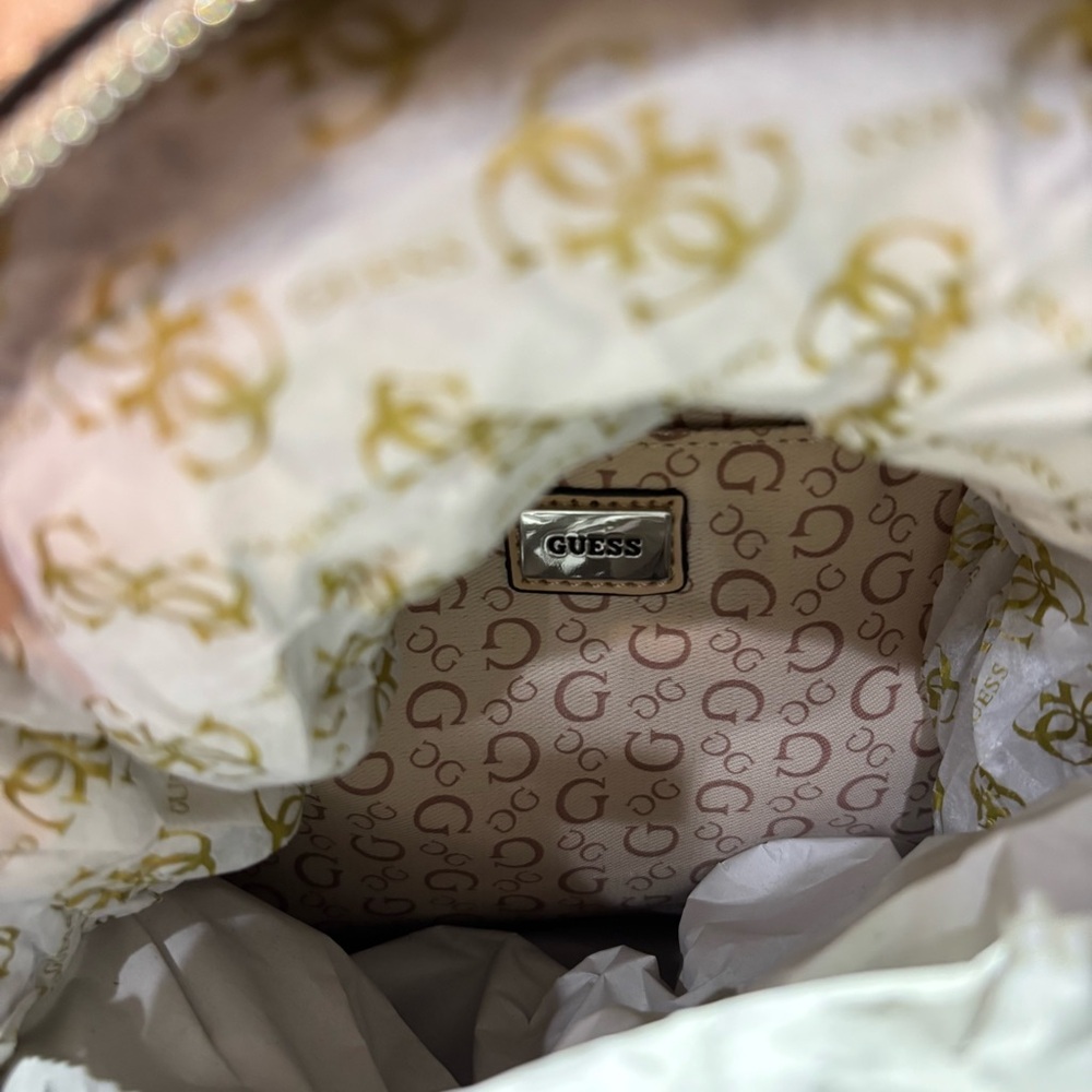GUESS Backpack - Picture 5 of 10